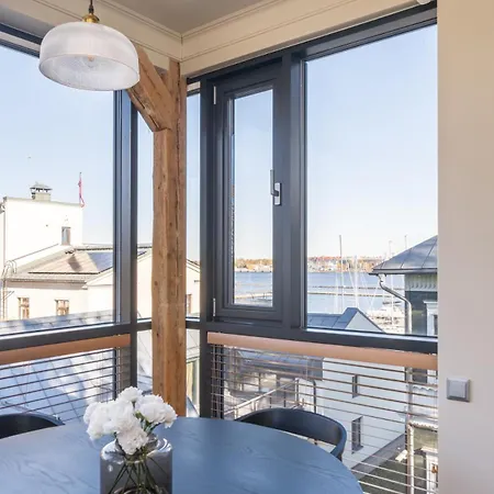 Cozy Riverside Penthouse