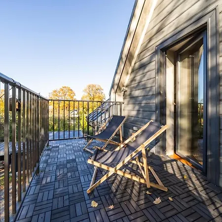 Апартаменти Cozy Riverside Penthouse *