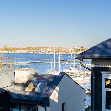 Cozy Riverside Penthouse Рига