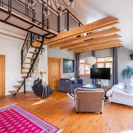 Apartment Cozy Riverside Penthouse *