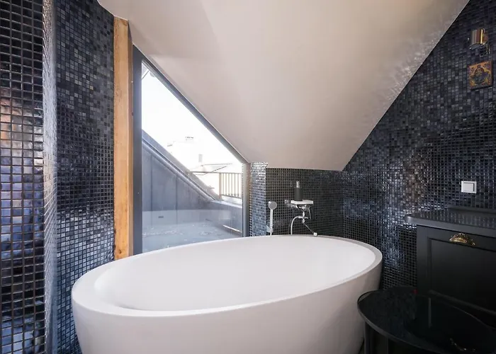 Apartment Cozy Riverside Penthouse Riga