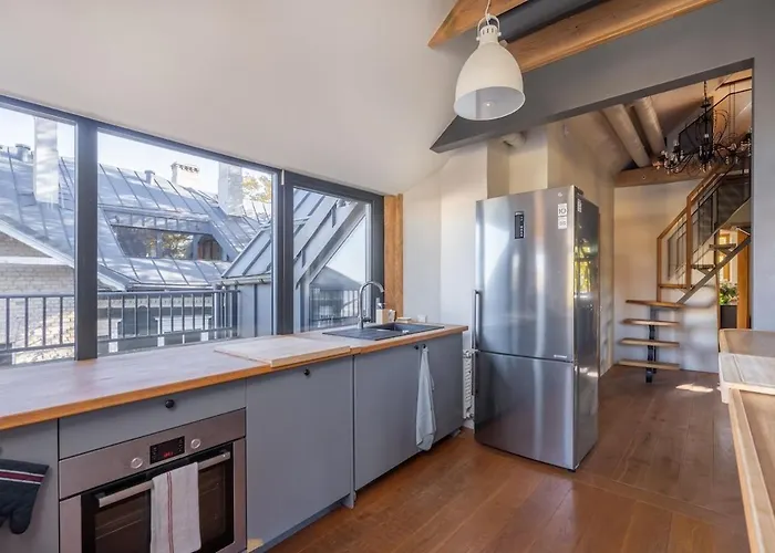 Apartment Cozy Riverside Penthouse *