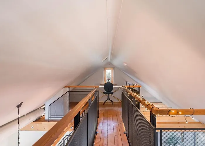 Cozy Riverside Penthouse * Riga