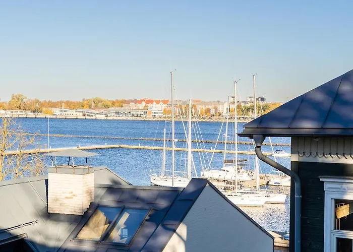 Cozy Riverside Penthouse Riga