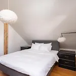 Cozy Riverside Penthouse