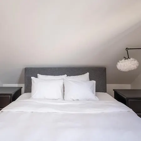 Cozy Riverside Penthouse 리가