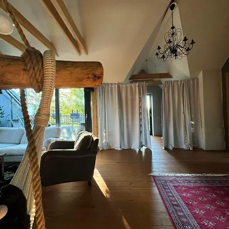 Cozy Riverside Penthouse * 리가